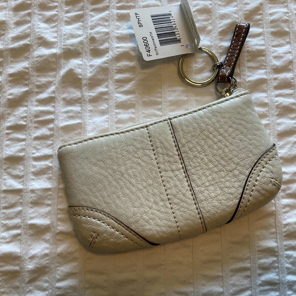 Coach Pebble Leather Change Purse - NWT - Picture 3 of 7